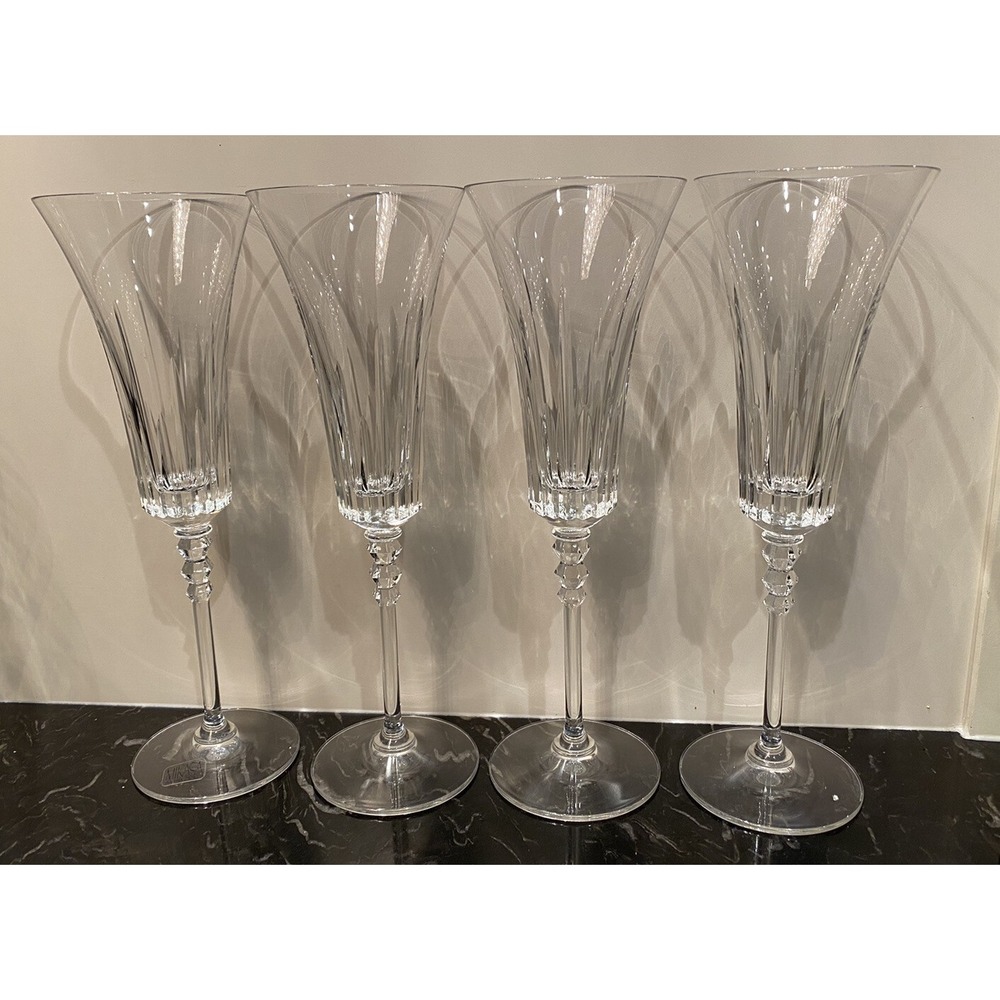 Lot of 4 Mikasa Lead Crystal PARK AVENUE Champagne Trumpet Flutes